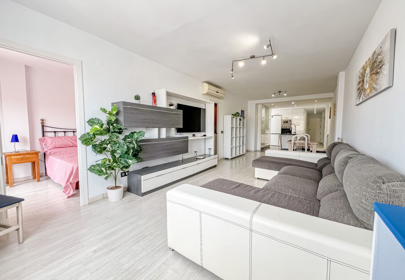 Ferienwohnung in Mijas - Cala de Mijas, 3 dormitorios 6 personas