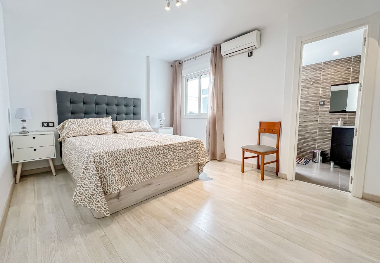 Ferienwohnung in Mijas - Cala de Mijas, 3 dormitorios 6 personas