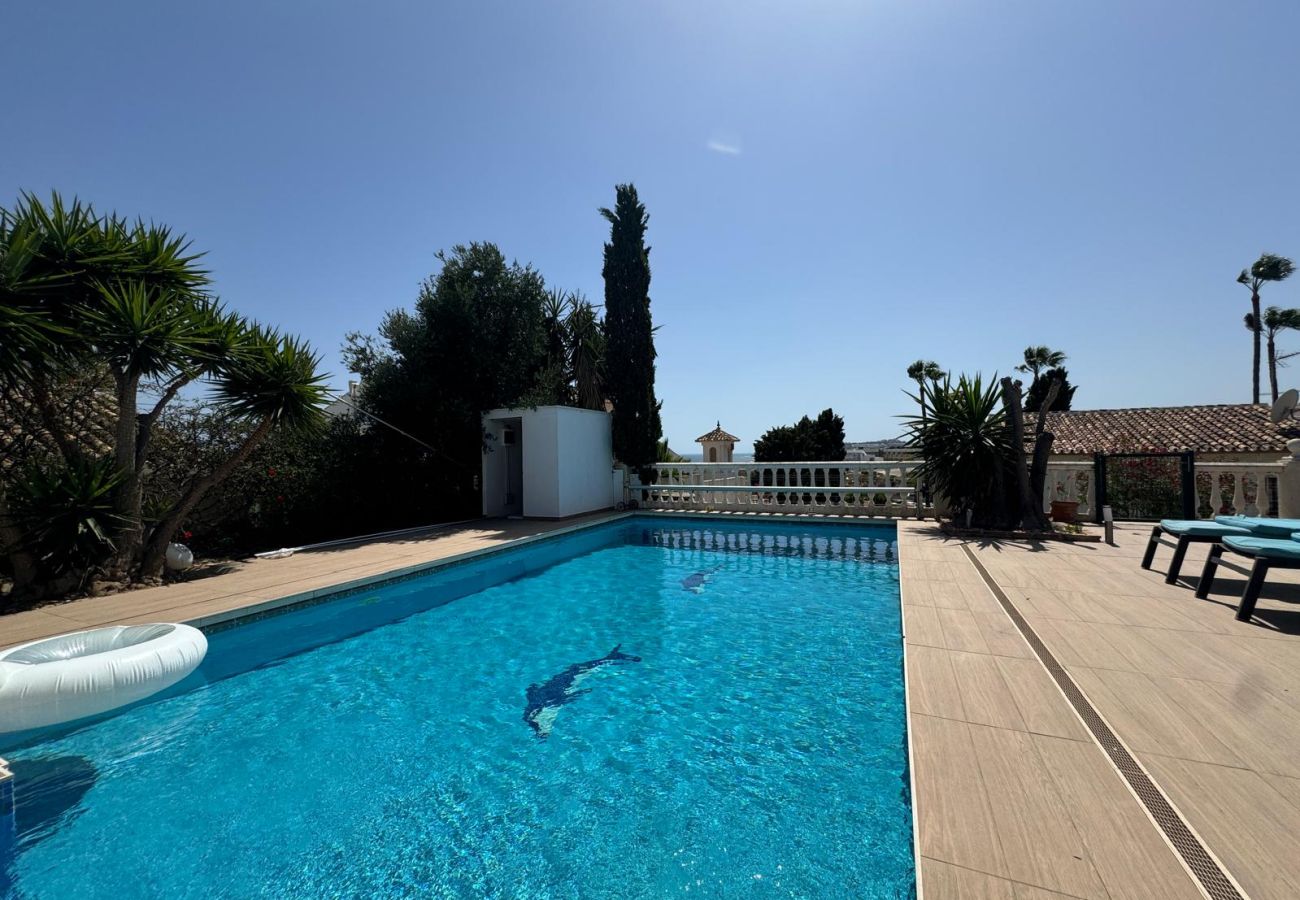 Villa in Mijas - Villa frente al mar para 14 personas