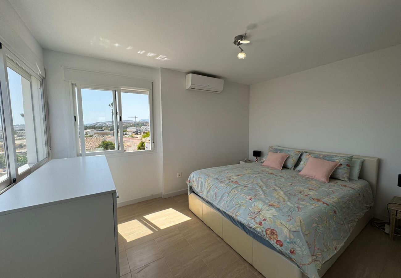 Villa in Mijas - Villa frente al mar para 14 personas